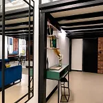 Stylowe Lofty Piotrkowska 37 Antresola Zrewitalizowana Kamienica Centrum アパート