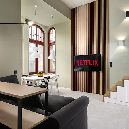 Stylowe Lofty Piotrkowska 37 Antresola Zrewitalizowana Kamienica Centrum Lodz