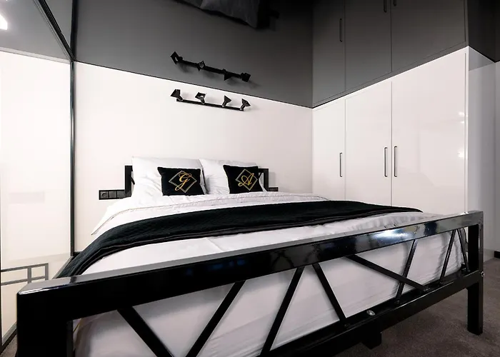 Stylowe Lofty Piotrkowska 37 Antresola Zrewitalizowana Kamienica Centrum Łódź